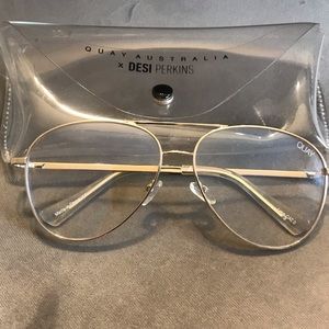 Quay Australia Still Standing Blue Light glasses